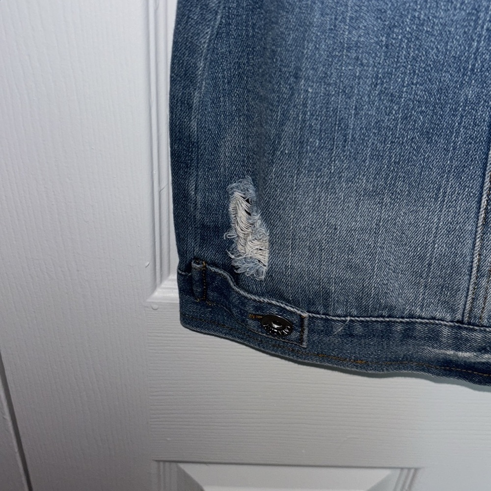 Distressed Denim Jacket - Picture 5 of 11